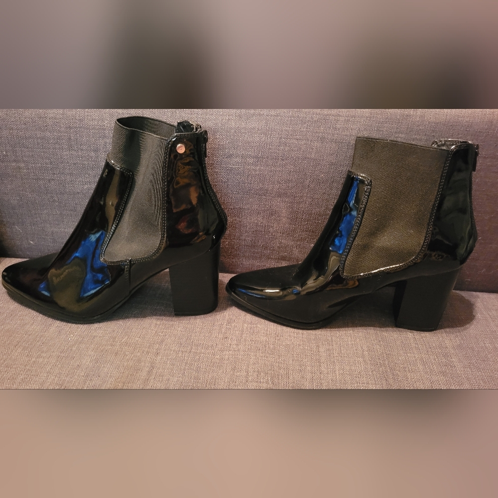 Boots - Picture 3 of 8